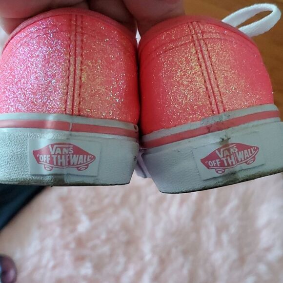 VANS - beautiful tennis shoes - Picture 5 of 5